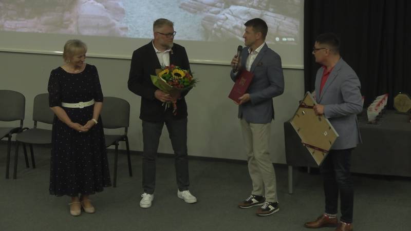 PIĘKNY JUBILEUSZ UKS LIDER SWARZĘDZ